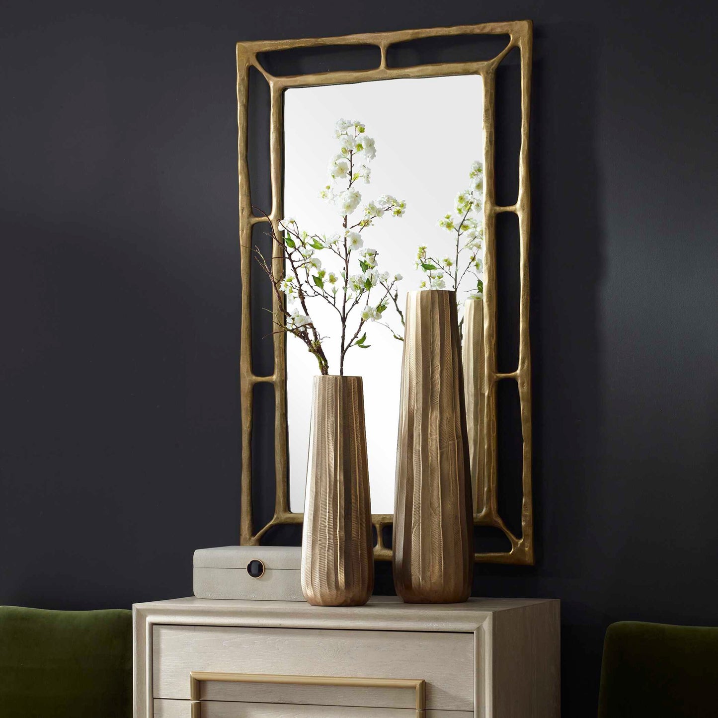 Vertiforge Antique Gold Vases Set/2