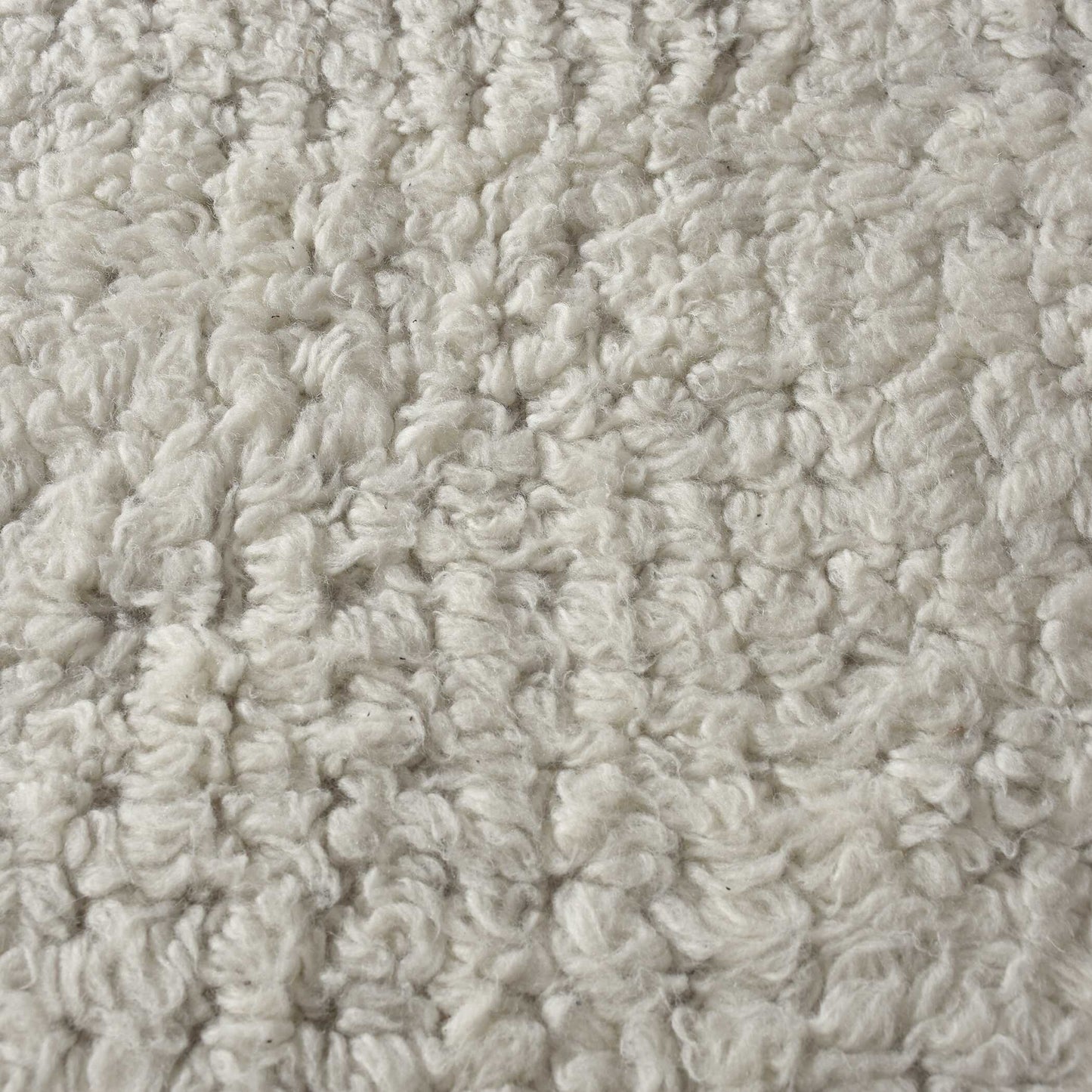 Clayhill Ivory White 6 X 9 Rug