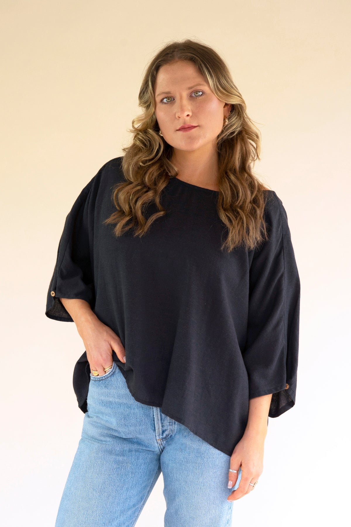Short-Sleeve Blouse with Button on Sleeves - Midnight