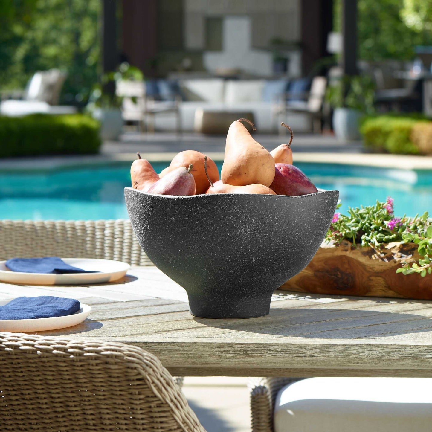 Komorebi Indoor-Outdoor Black Bowl