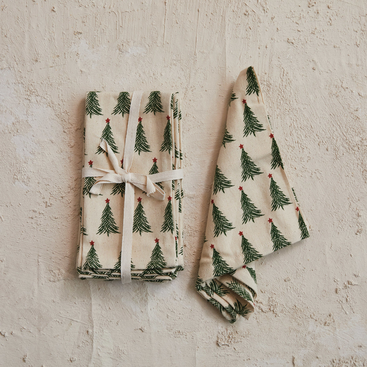 Napkins w/ Christmas Trees - S/4