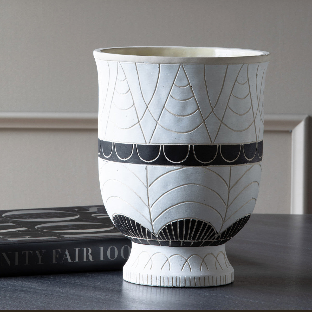 Del Sur Pattern Cement Pot