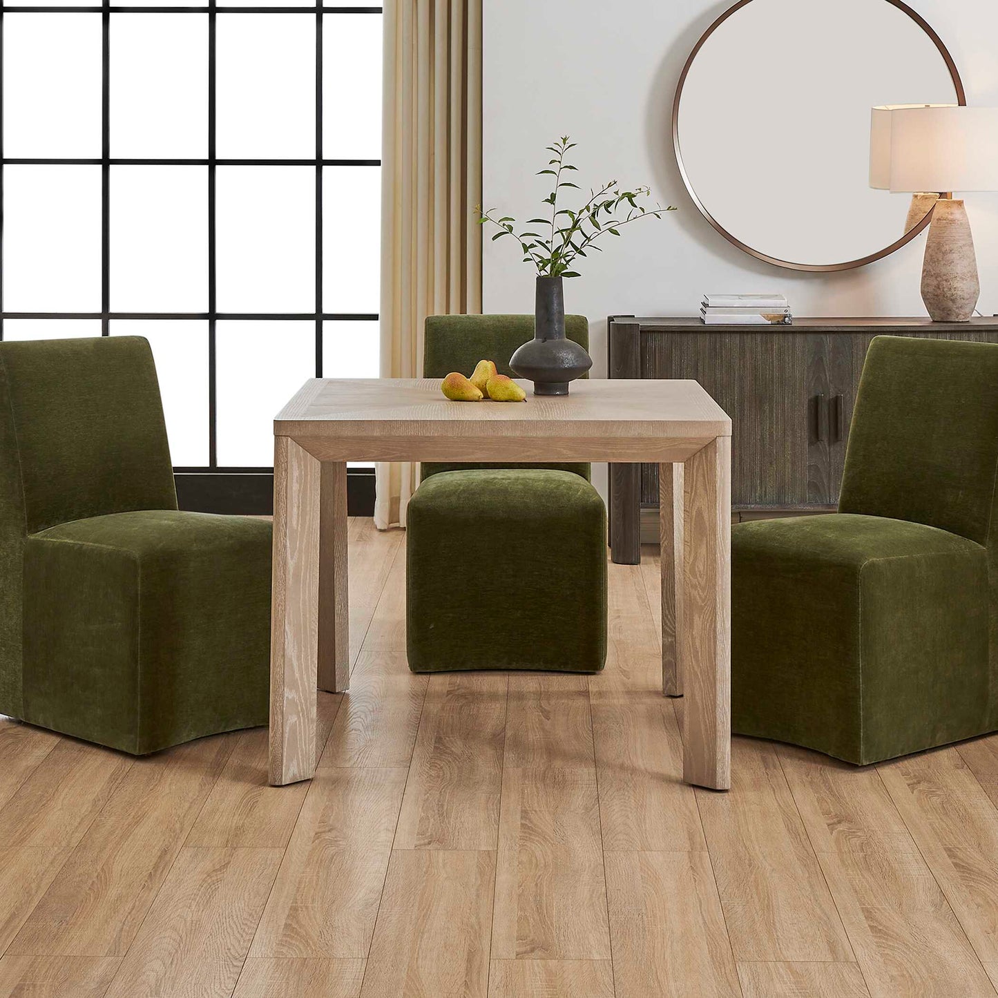Noval Square Dining Game Table