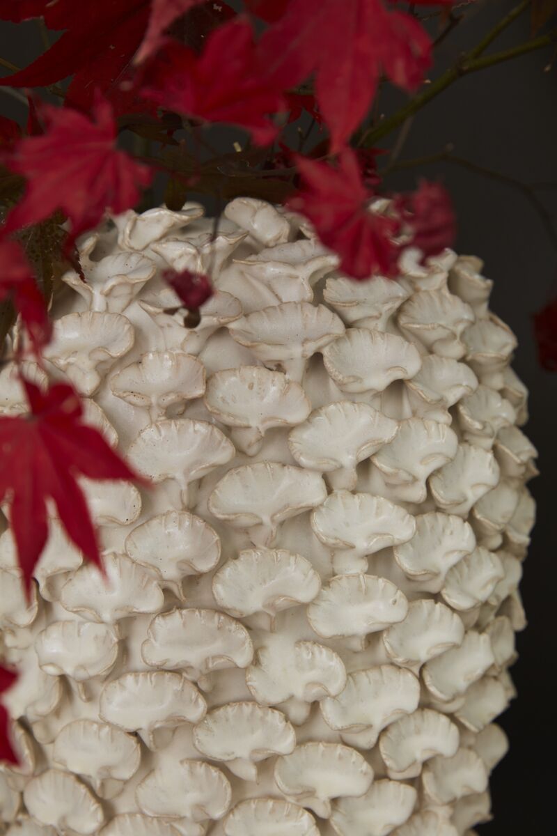 Gingko Vase Close-up