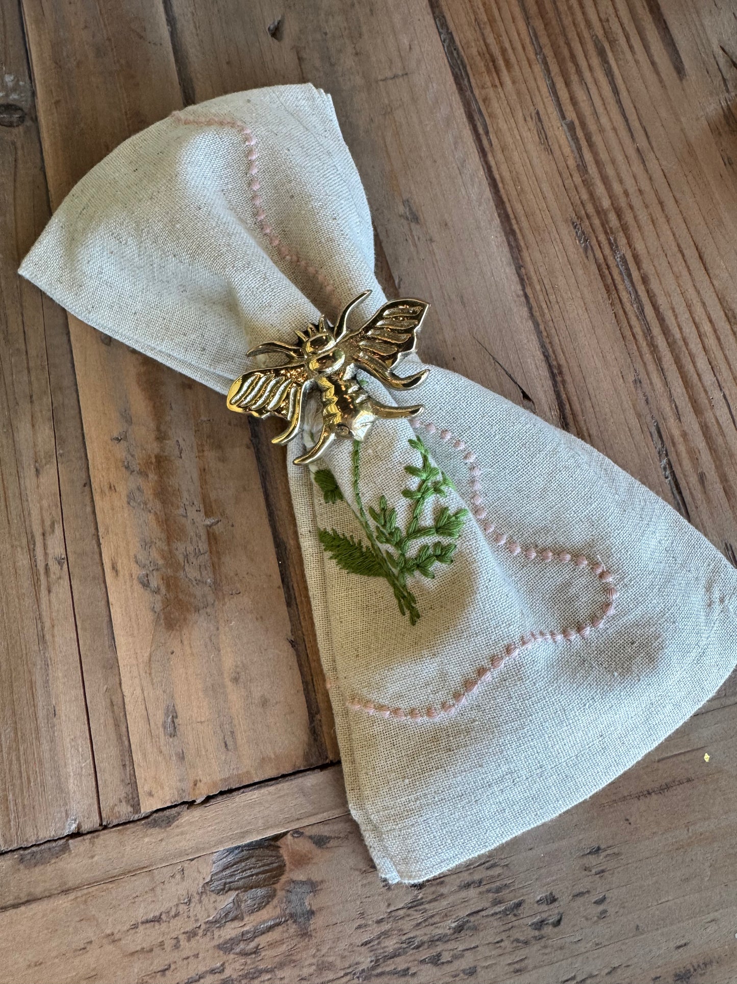 Golden Bee Napkin Ring