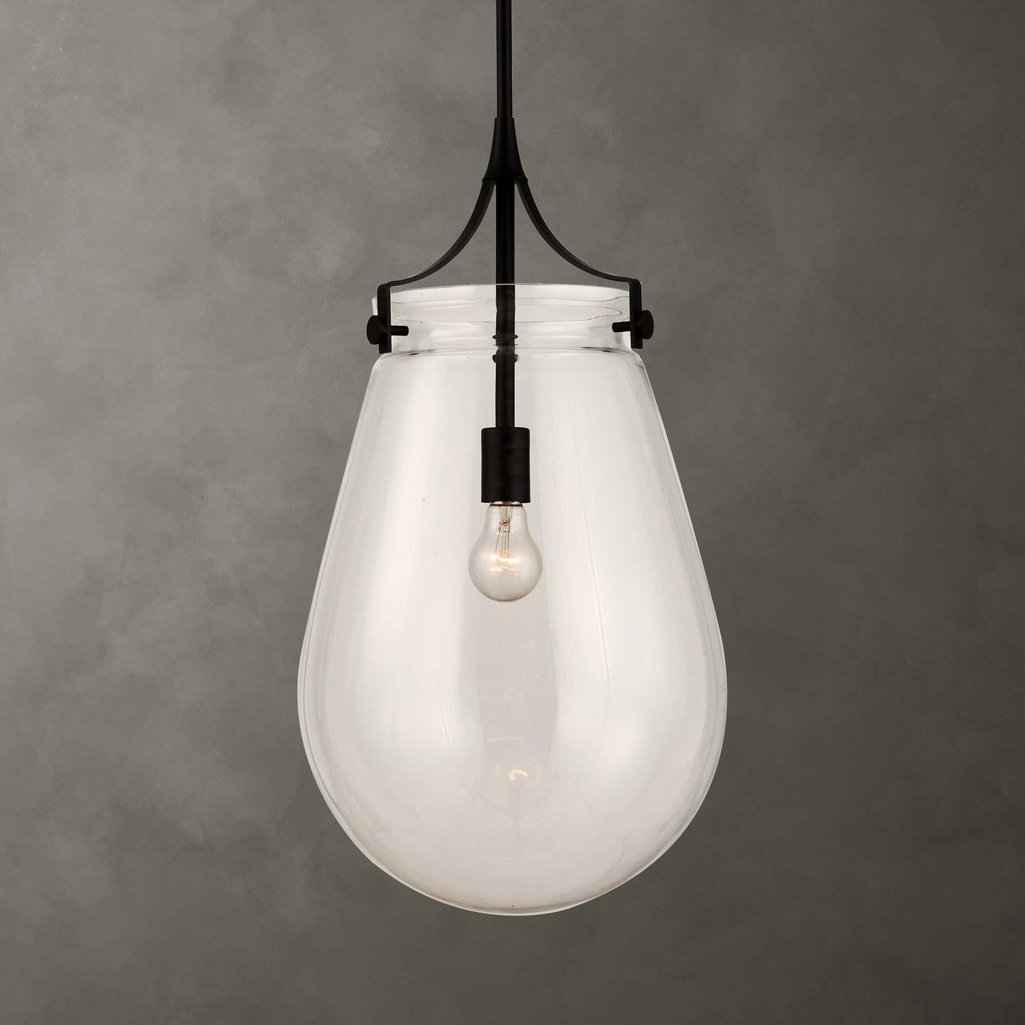 Dewdrop 1 Light Glass Shade Pendant