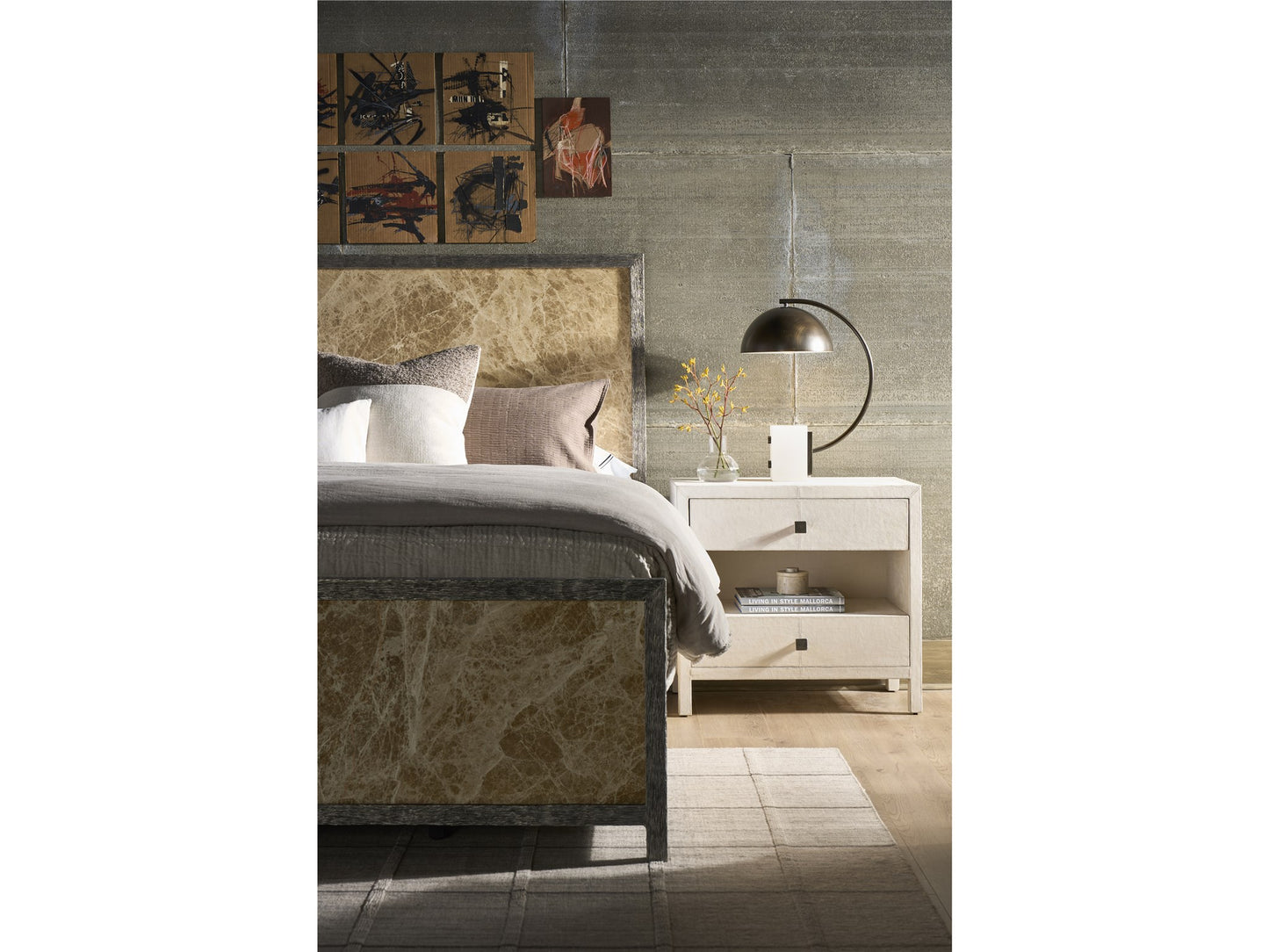 Lira Nightstand