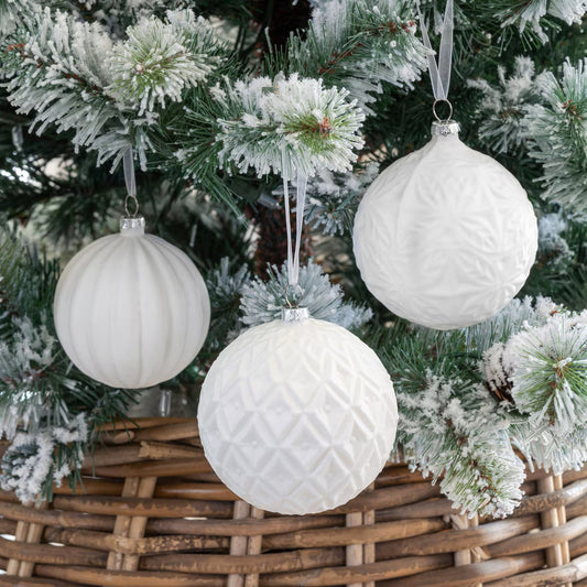 Quilted Pattern Matte White Ornaments