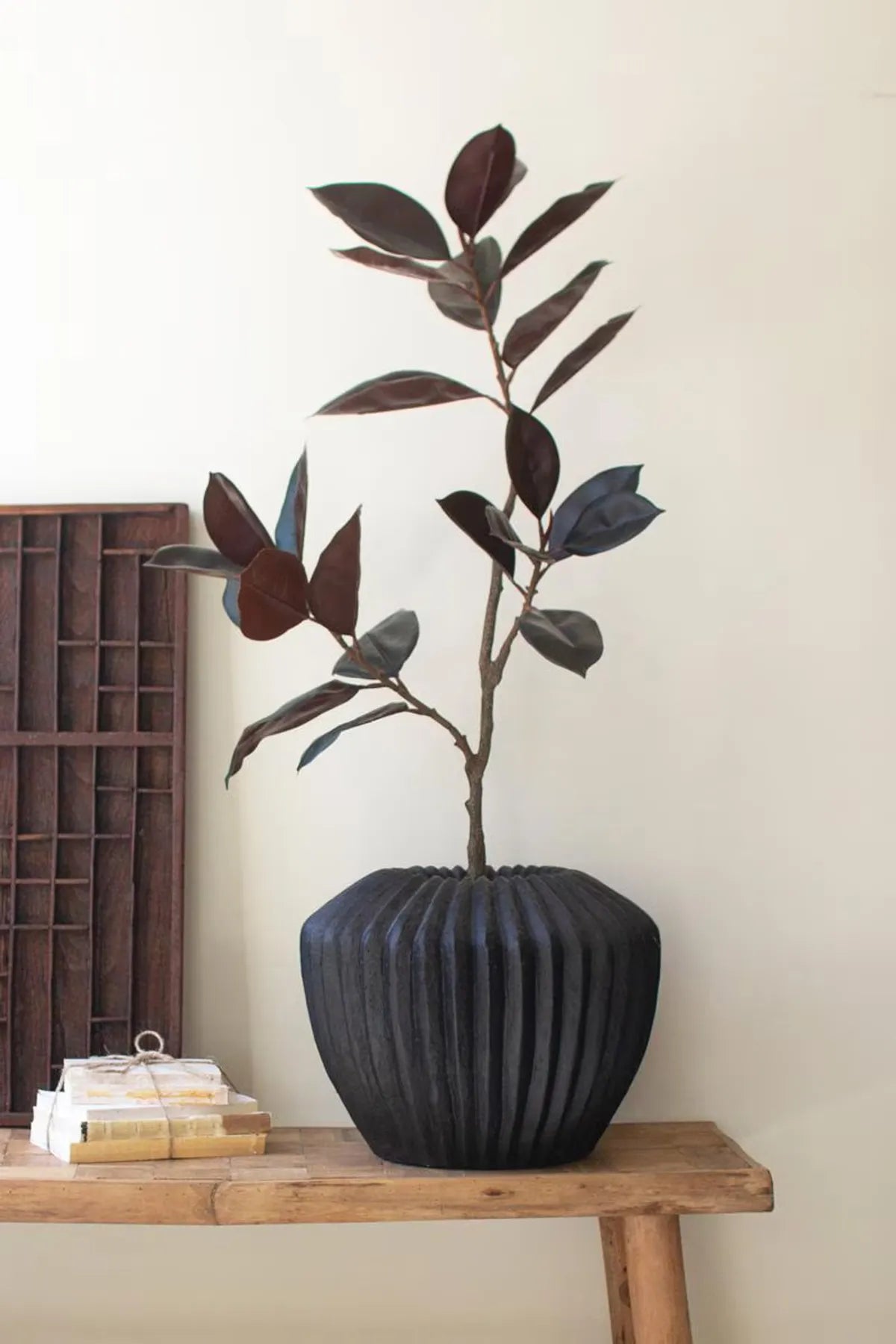 Stone Composite Urn - Black