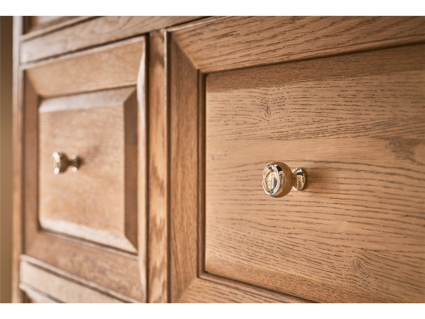 Weekender Chest