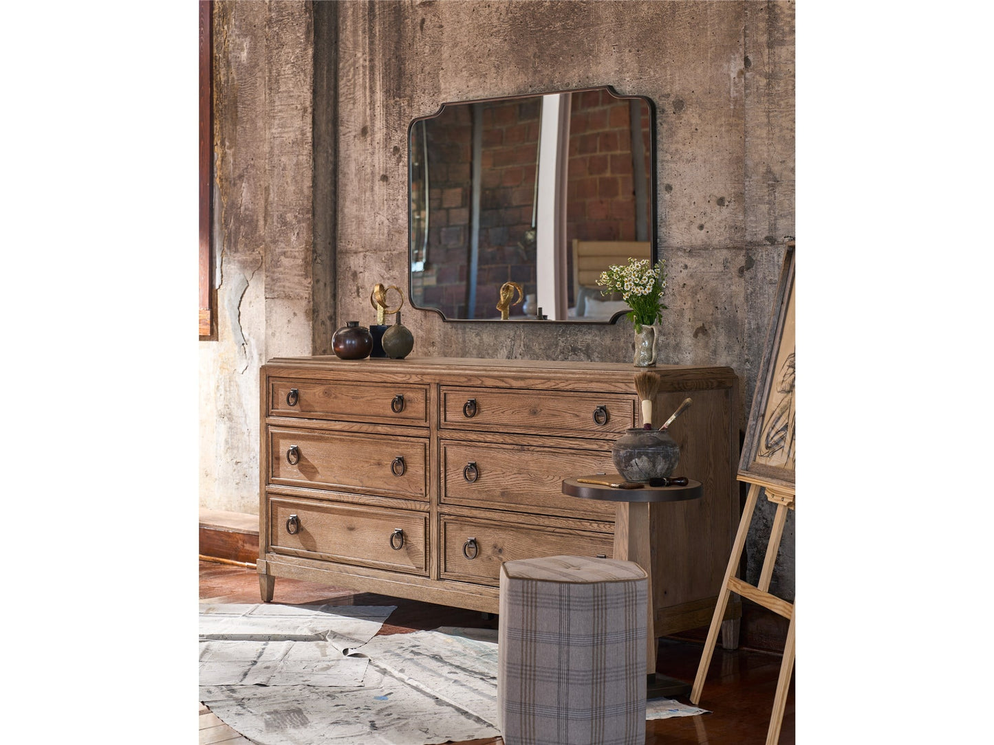 Sienna Dresser