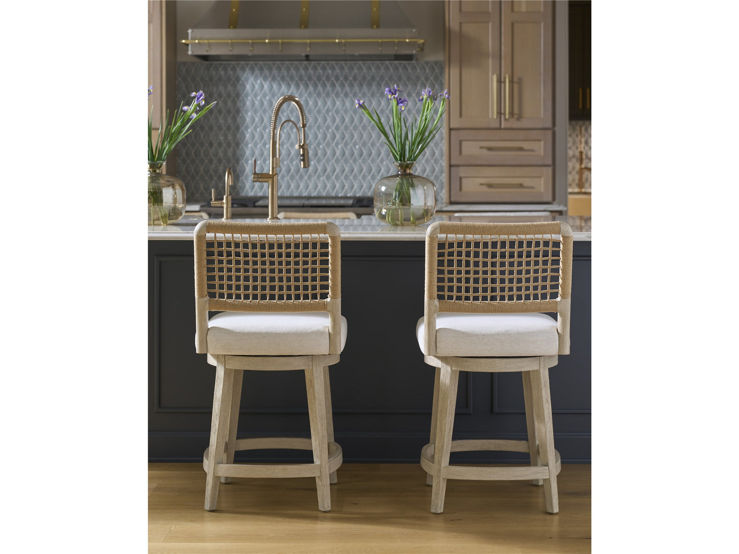 Dockside Swivel Counter Stool