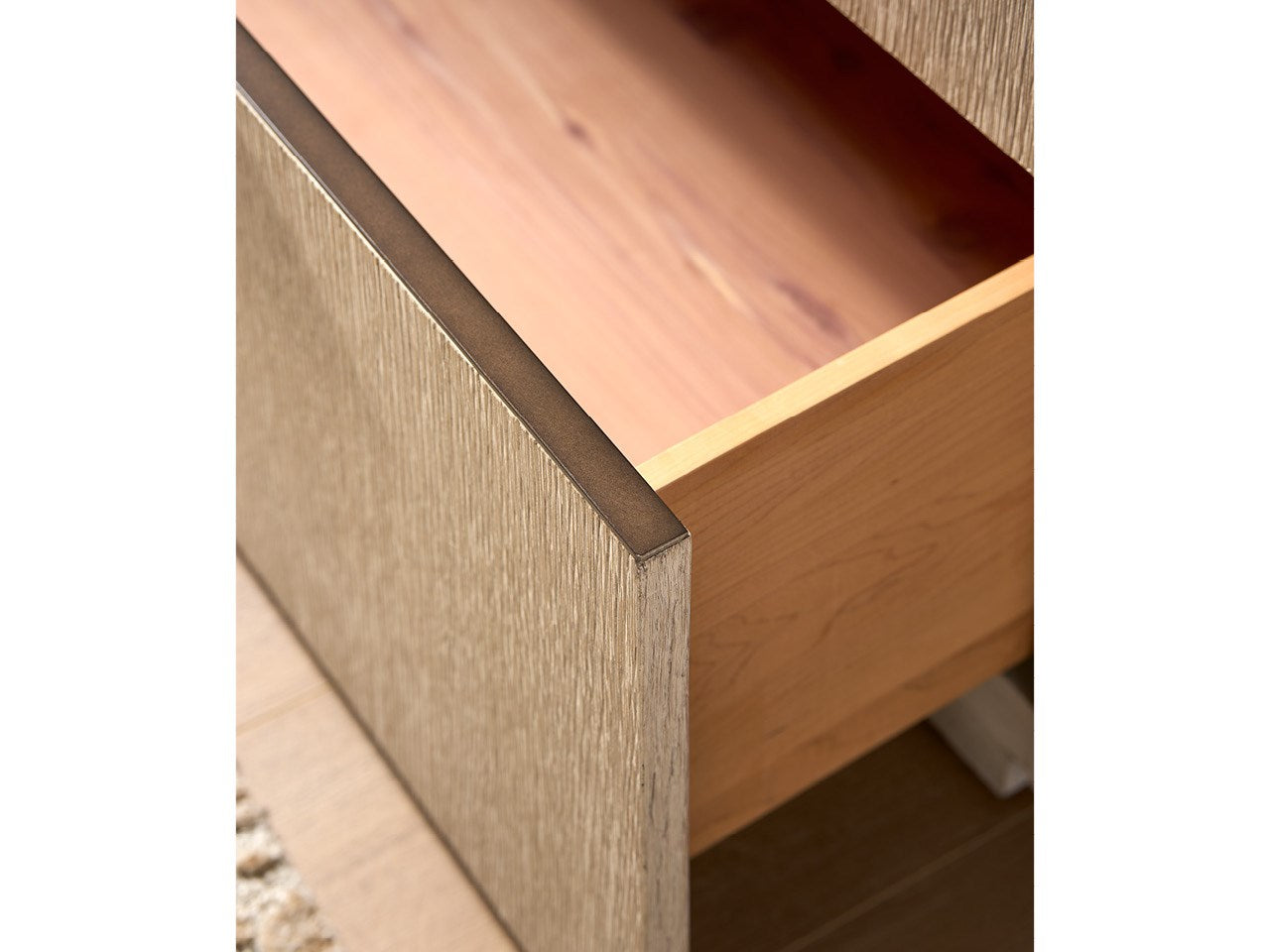 Quartz Drawer Chest