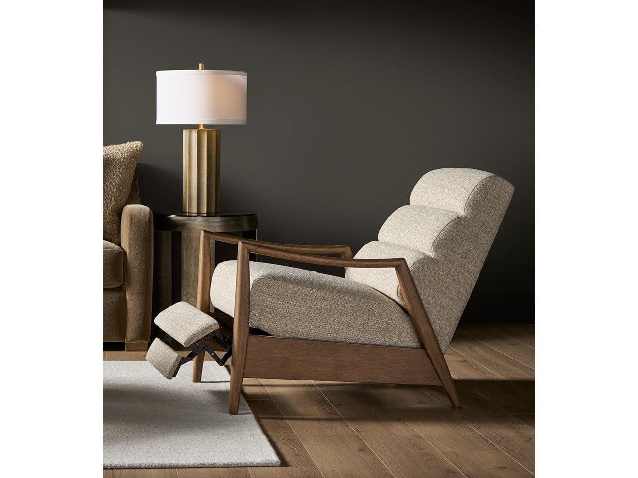 Lucca Recliner