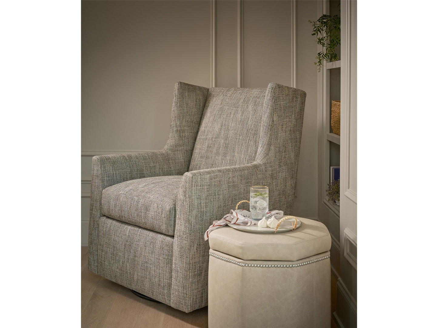 Newhall Swivel Glider