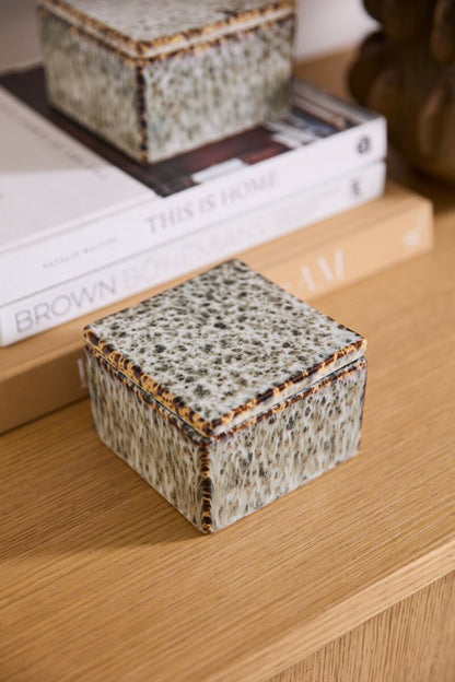 Whisper Lidded Box