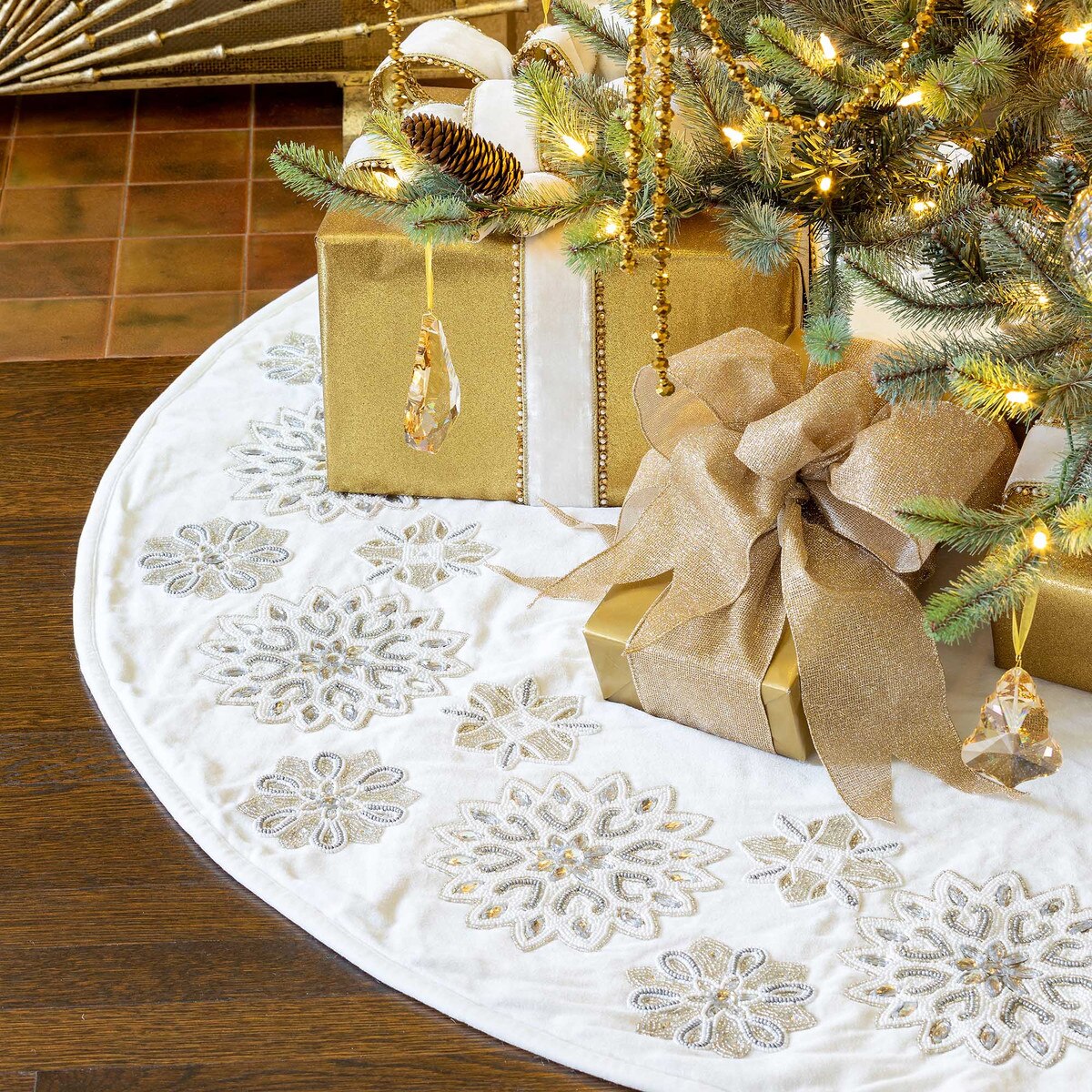 White Frost Beaded Tree Skirt