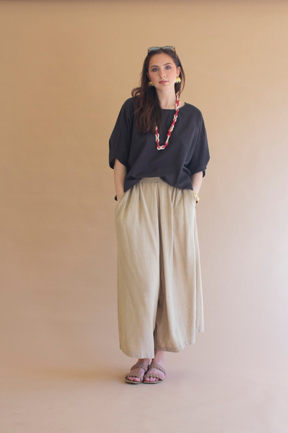 Short-Sleeve Blouse with Button on Sleeves - Midnight
