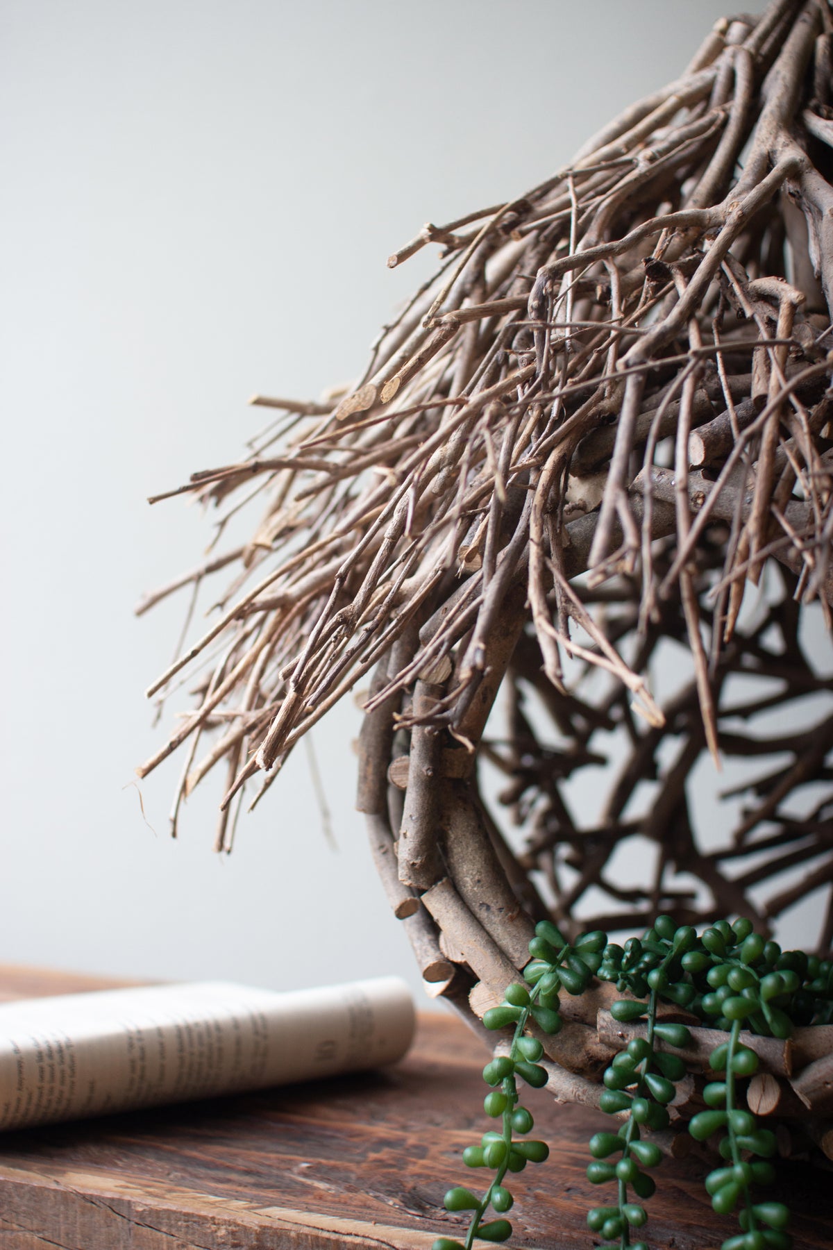 Round Tea Twig Bird House with Roof