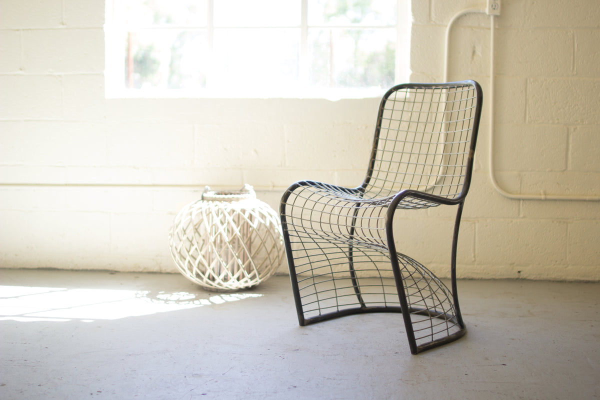 Woven Metal S-Chair