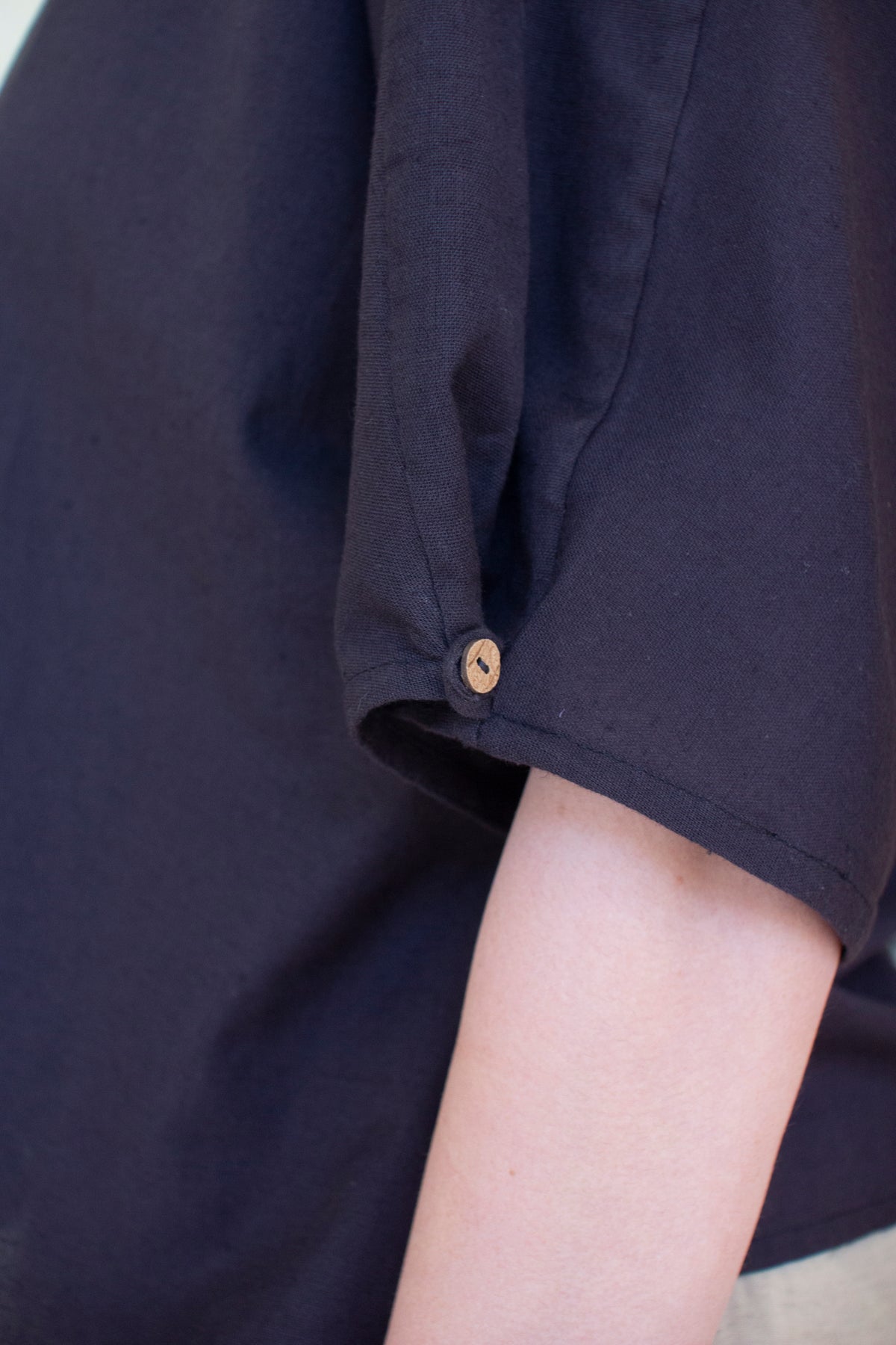 Short-Sleeve Blouse with Button on Sleeves - Midnight