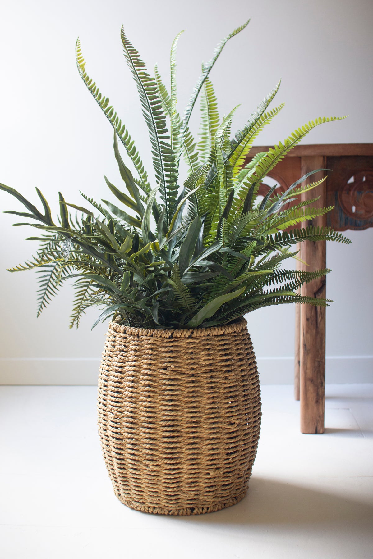 Woven Vine Poof/Stool