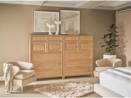 Weekender Chest