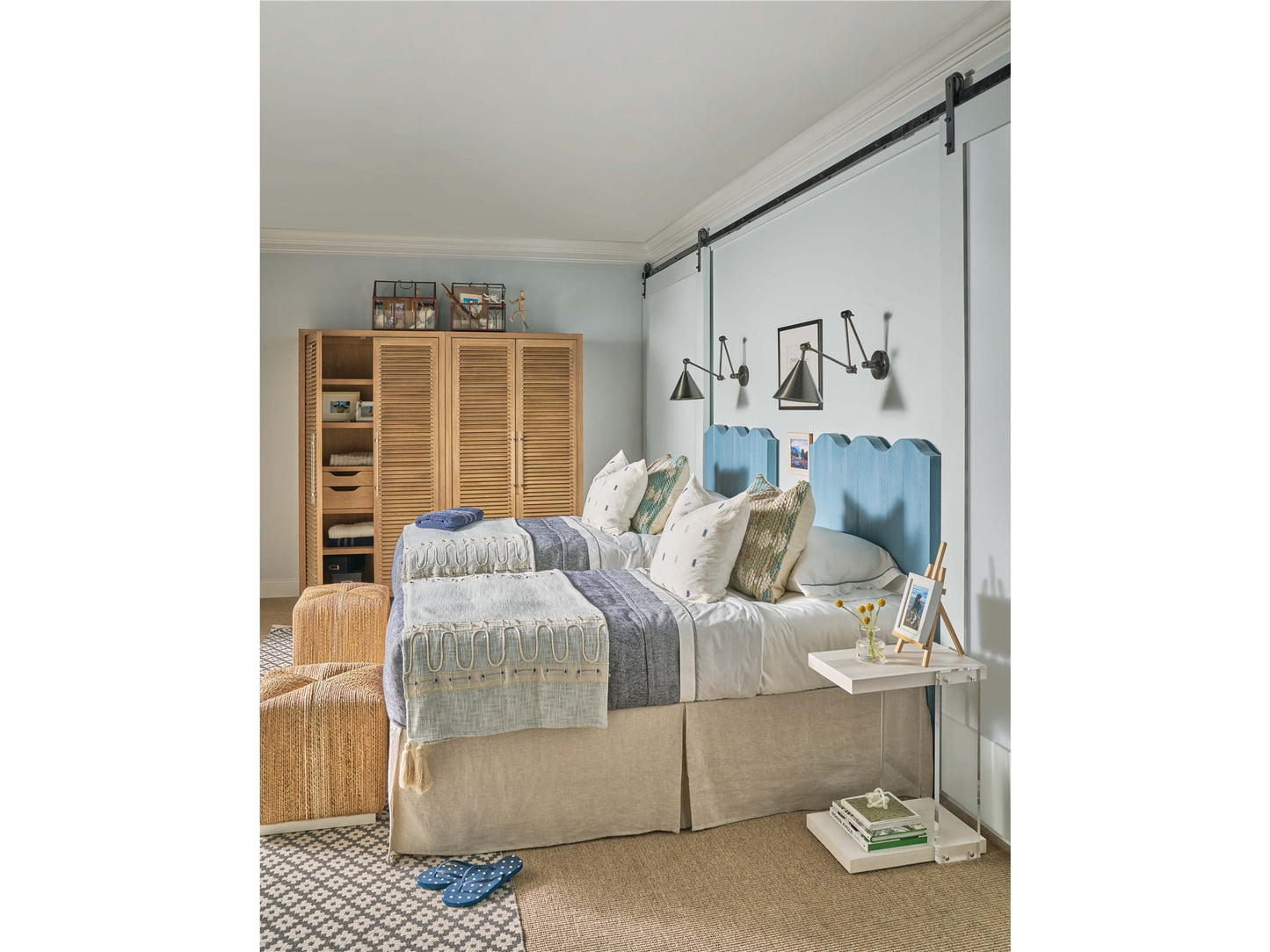 Weekender Utility Cabinet
